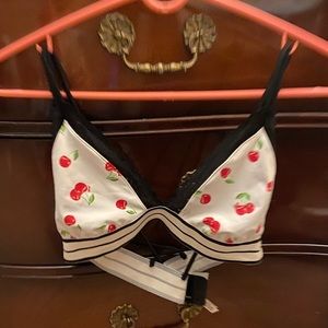 Victoria’s Secret PINK Laurel & Love bralette